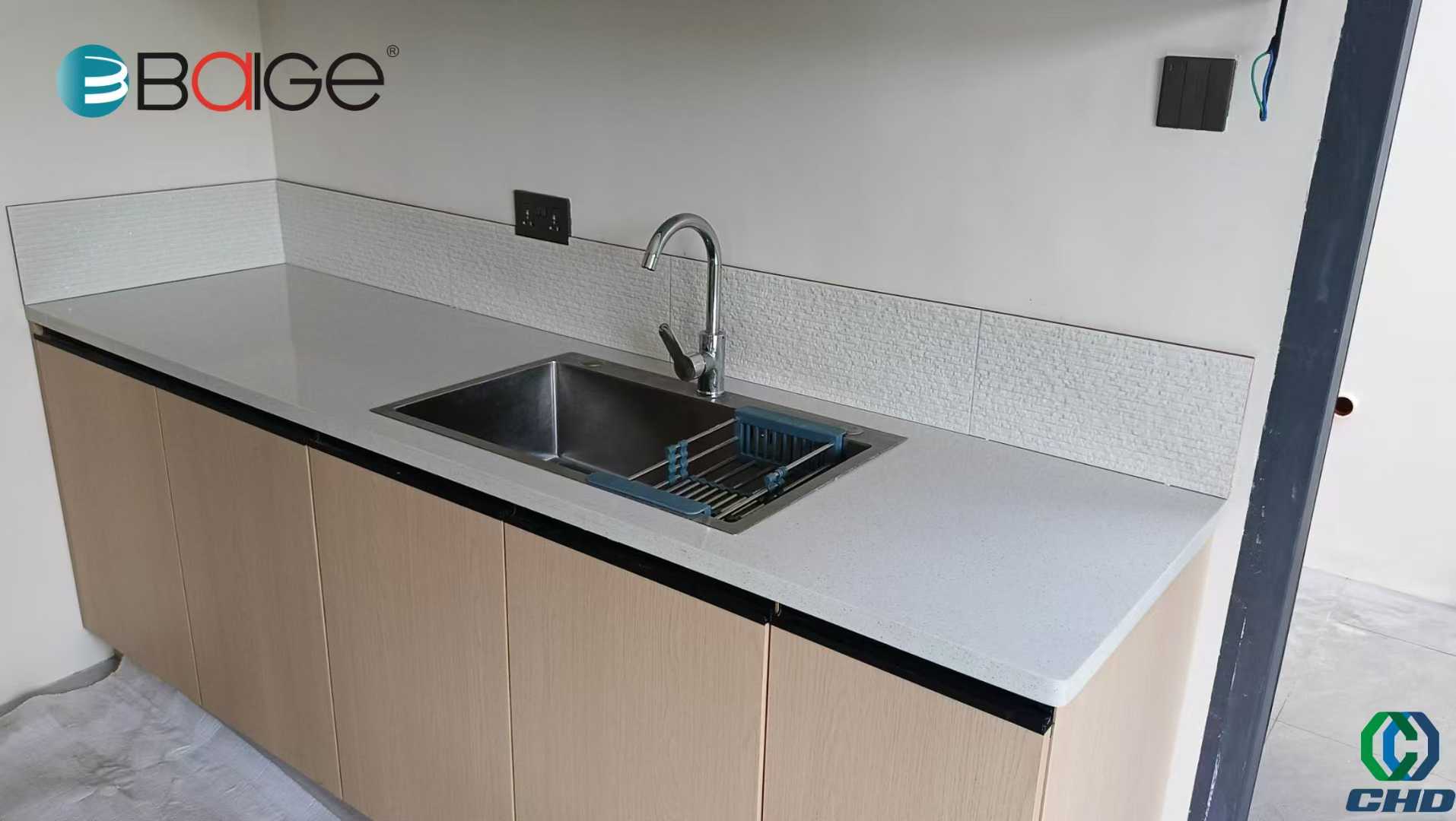 kitchen cabinet